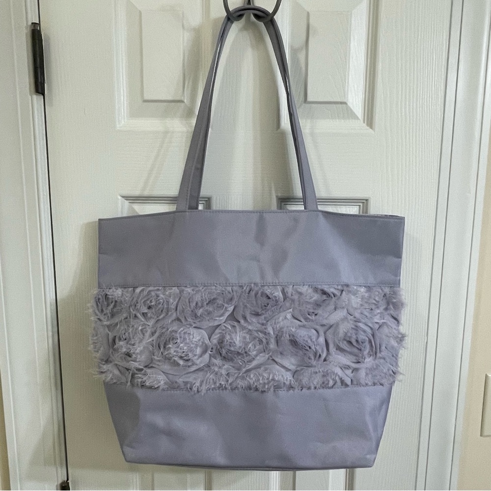 Adorable Tote Bag w/ Fabric Flower Trim 19” x 14” x 6”